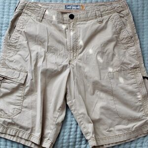 Lee Dungarees Lightweight Khaki Cargo Shorts